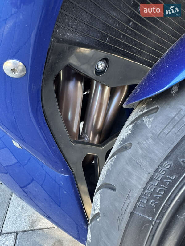 Спортбайк Yamaha R6 2004 в Новомосковську фото 8 Спортбайк Yamaha R6 2004 в Новомосковську