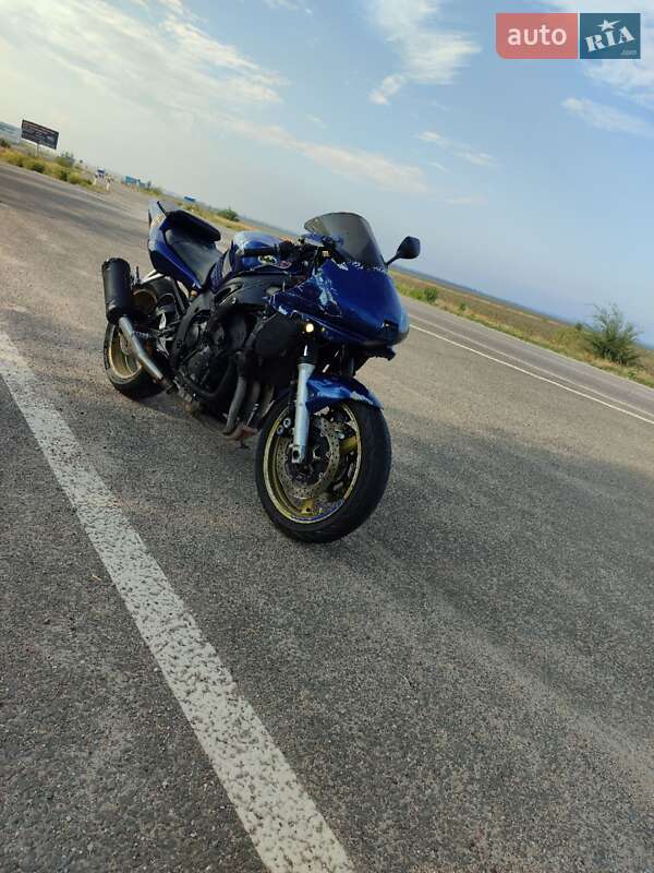 Спортбайк Yamaha R6 2003 в Кривом Роге