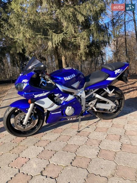 Спортбайк Yamaha R6 2001 в Виннице