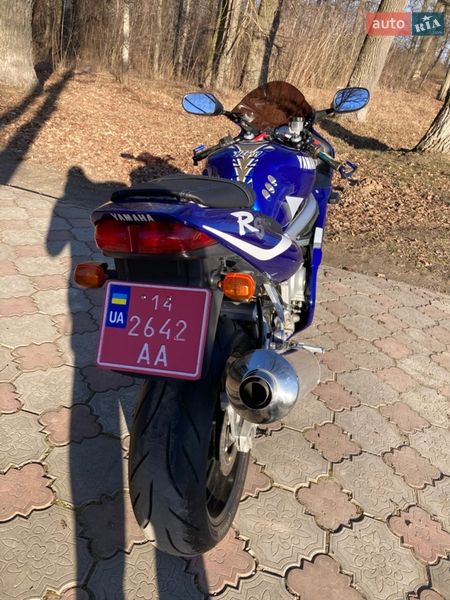 Спортбайк Yamaha R6 2001 в Виннице