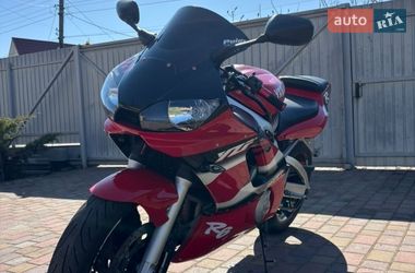 Спортбайк Yamaha R6 2001 в Броварах