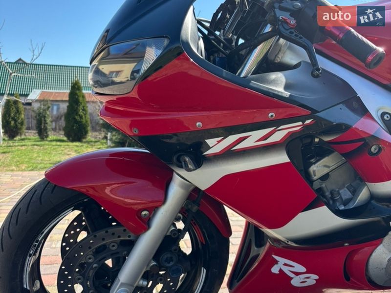 Спортбайк Yamaha R6 2001 в Броварах