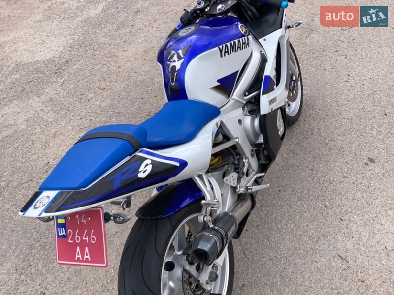 Спортбайк Yamaha R6 2000 в Виннице