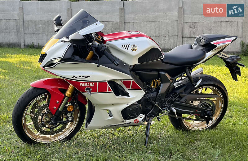 Спортбайк Yamaha R7 2023 в Дніпрі