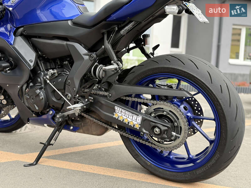 Спортбайк Yamaha R7 2023 в Киеве