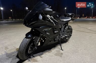 Спортбайк Yamaha R7 2023 в Киеве