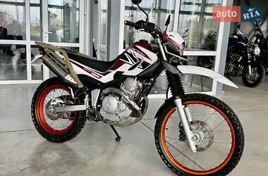 Мотоцикл Внедорожный (Enduro) Yamaha Serow 250 2016 в Хмельницком