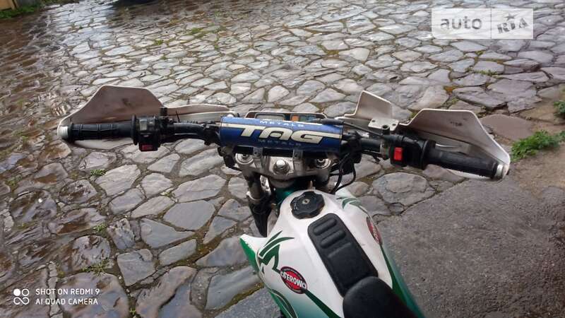 Мотоцикл Внедорожный (Enduro) Yamaha Serow 2001 в Коломые