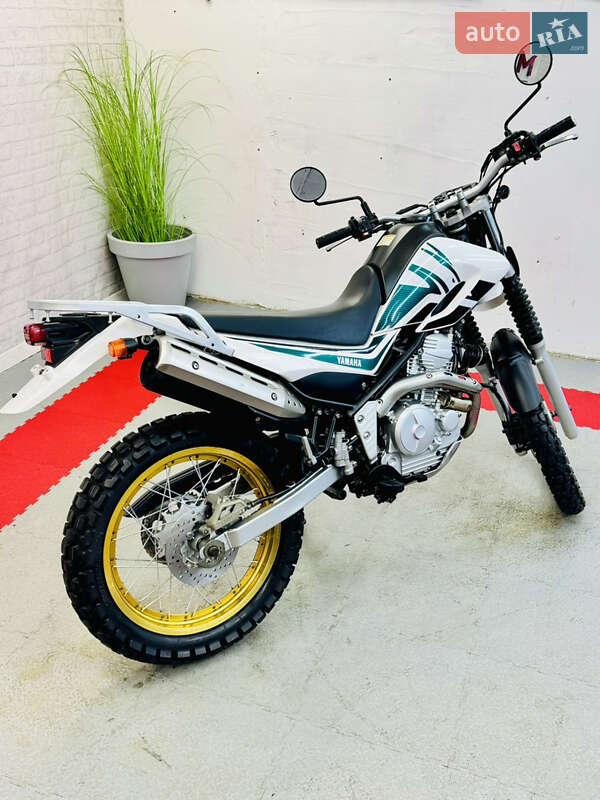 Мотоцикл Позашляховий (Enduro) Yamaha Serow 2013 в Одесі