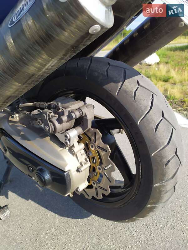 Макси-скутер Yamaha T-Max 500 2004 в Малине