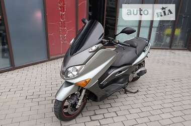 Макси-скутер Yamaha T-Max 500 2002 в Киеве