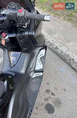 Макси-скутер Yamaha T-Max 500 2012 в 