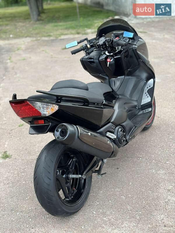 Макси-скутер Yamaha T-Max 500 2008 в Сновске