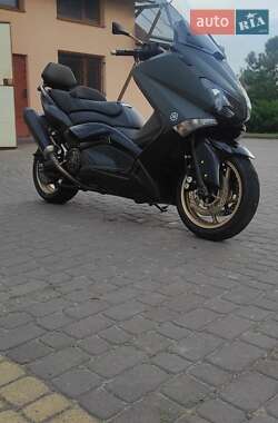 Максі-скутер Yamaha T-MAX 2013 в Кам'янці-Бузькій