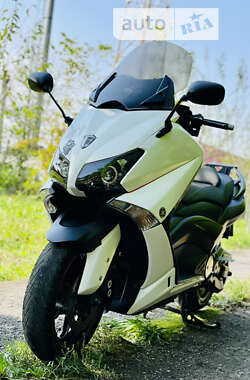 Максі-скутер Yamaha T-MAX 2014 в Трускавці