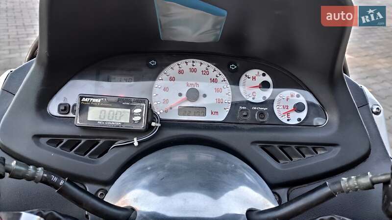 Макси-скутер Yamaha T-MAX 2003 в Белой Церкви