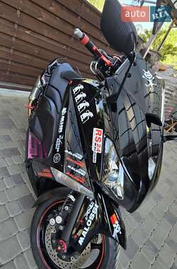Спортбайк Yamaha T-MAX 2014 в Киеве