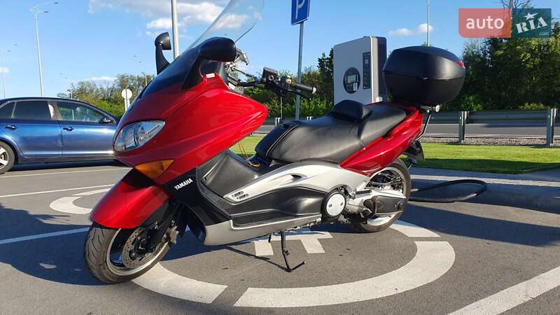 Макси-скутер Yamaha T-MAX 2006 в 