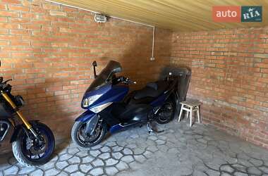 Грузовые мотороллеры, мотоциклы, скутеры, мопеды Yamaha T-MAX 2010 в 