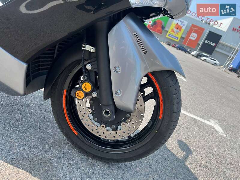 Макси-скутер Yamaha T-MAX 2009 в Днепре