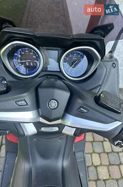 Макси-скутер Yamaha T-MAX 2019 в 