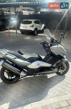 Макси-скутер Yamaha T-MAX 2010 в 
