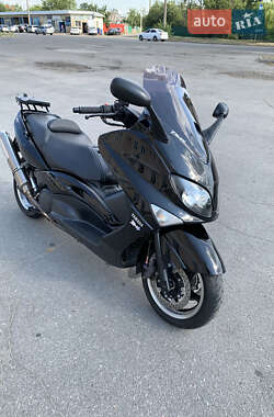 Макси-скутер Yamaha T-MAX 2004 в 
