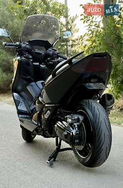 Макси-скутер Yamaha T-MAX 2011 в 