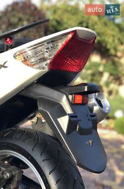 Макси-скутер Yamaha T-MAX 2009 в 