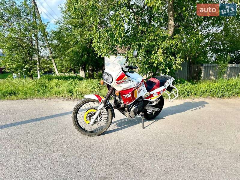 Мотоцикл Внедорожный (Enduro) Yamaha Tenere 700 1994 в Краснограде