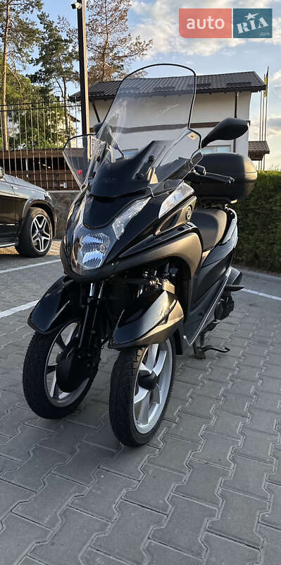 Yamaha Tricity 2016