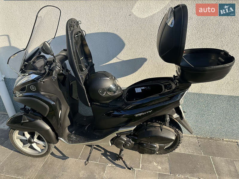 Скутер Yamaha Tricity 2016 в Києві
