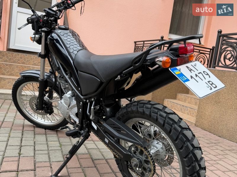 Мотоцикл Спорт-туризм Yamaha Tricker 2014 в Мукачево фото 3 Мотоцикл Спорт-туризм Yamaha Tricker 2014 в Мукачево