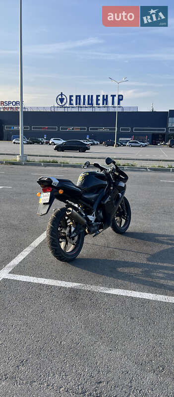 Спортбайк Yamaha TZR 2006 в Дніпрі