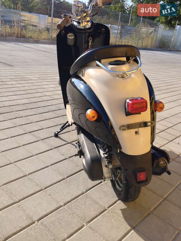 Скутер Yamaha Vino 1999 в Львові