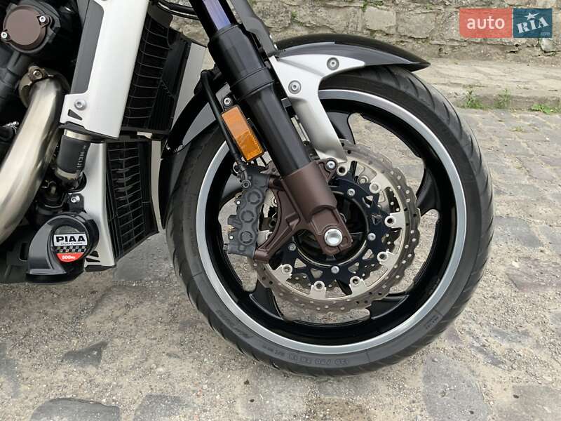 Мотоцикл Классік Yamaha VMAX 2009 в Києві