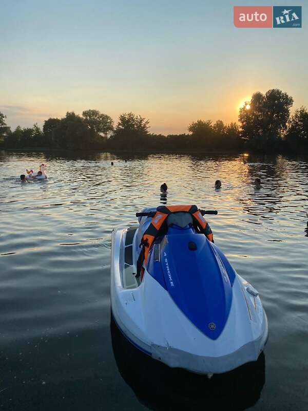 Гидроцикл туристический Yamaha VX 2006 в Киеве фото 3 Гидроцикл туристический Yamaha VX 2006 в Киеве