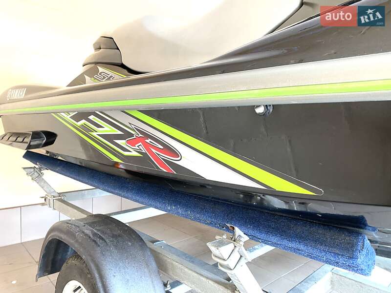 Гідроцикл туристичний Yamaha WaveRunner 2011 в Білій Церкві