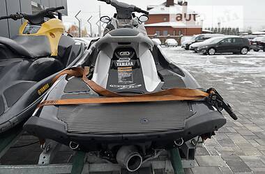 Гидроцикл спортивный Yamaha WaveRunner 2013 в Ровно