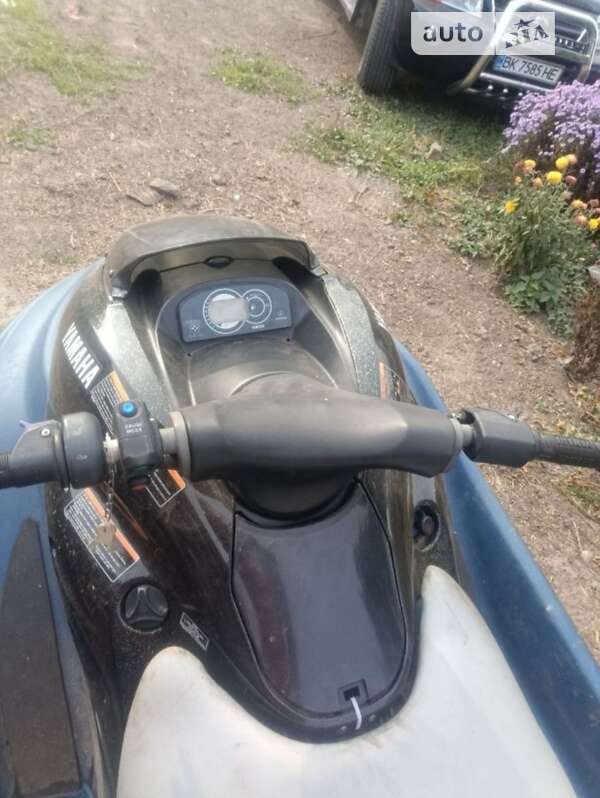 Гидроцикл туристический Yamaha WaveRunner 2005 в Житомире