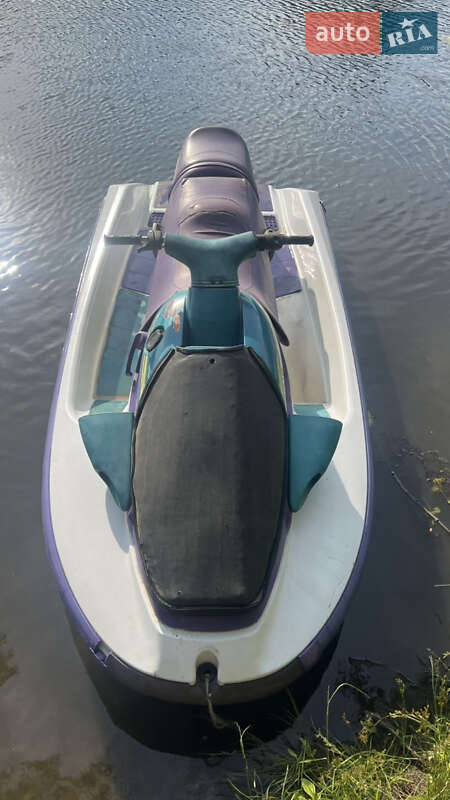 Гидроцикл туристический Yamaha WaveRunner 2000 в Сумах