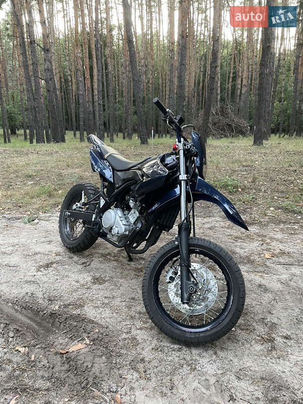 Мотоцикл Супермото (Motard) Yamaha WR 125R 2016 в 