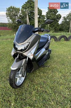 Максі-скутер Yamaha X-Max 125 2016 в Пирятині