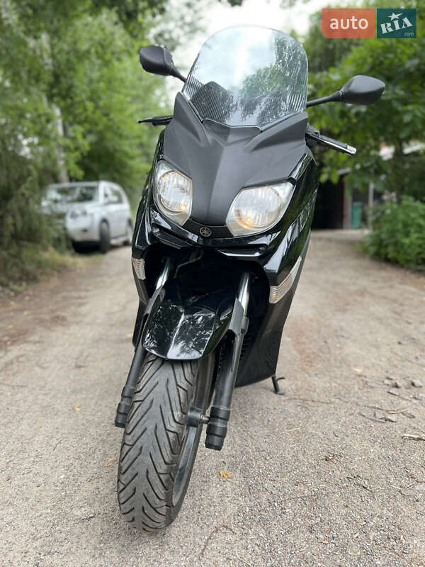 Yamaha X-Max 125 2011