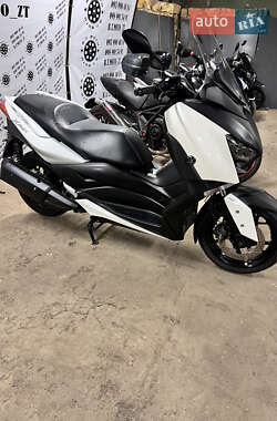 Макси-скутер Yamaha X-Max 250 2018 в 