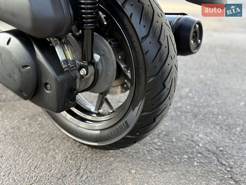 Макси-скутер Yamaha X-Max 250 2015 в Виннице