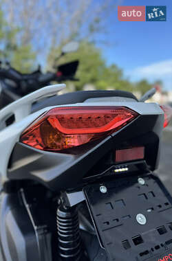 Макси-скутер Yamaha X-Max 250 2018 в 