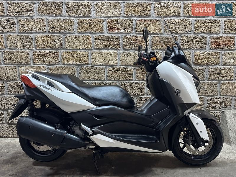Yamaha X-Max 250 2018