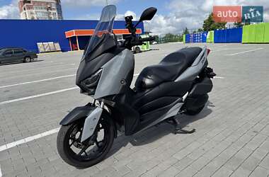 Максі-скутер Yamaha X-Max 300 2018 в 