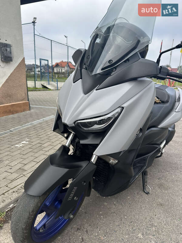 Yamaha X-Max 300 2021